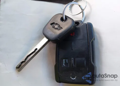 2018 Chevrolet Silverado 1500 2Lt from USA, damaged, VIN 3GCUKRECXJG103863